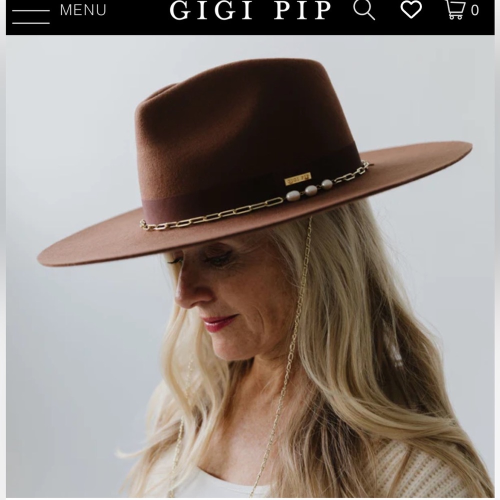 Gigi Pip Raine